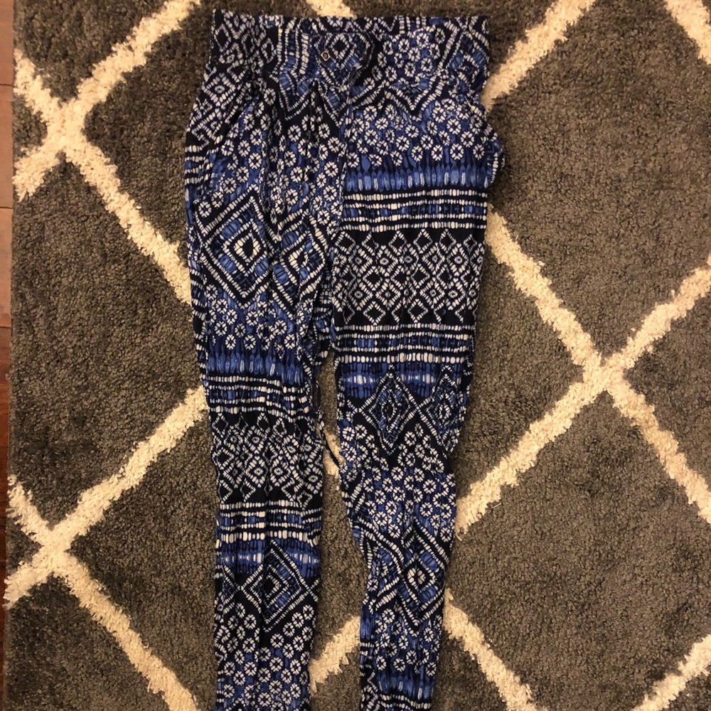 Printed Pants - Picture 2 of 3